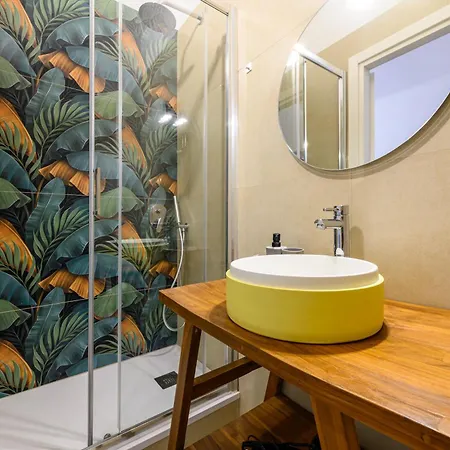Dimora Vomero Bed & Breakfast Naples