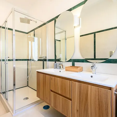 Dimora Vomero Bed & Breakfast *