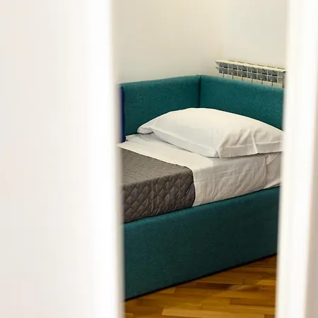 Dimora Vomero Bed & Breakfast