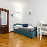 Dimora Vomero 4*