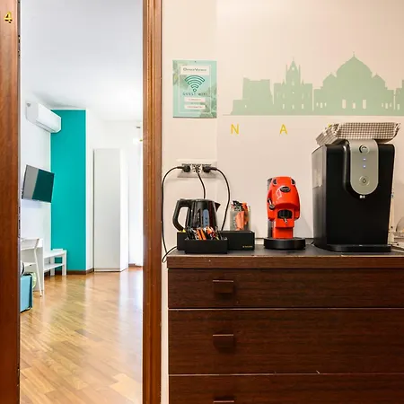 Dimora Vomero Bed & Breakfast 4*