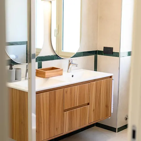 Bed & Breakfast Dimora Vomero 4*
