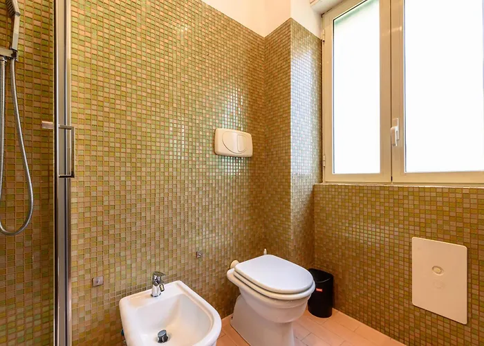 Bed & Breakfast Dimora Vomero 4*