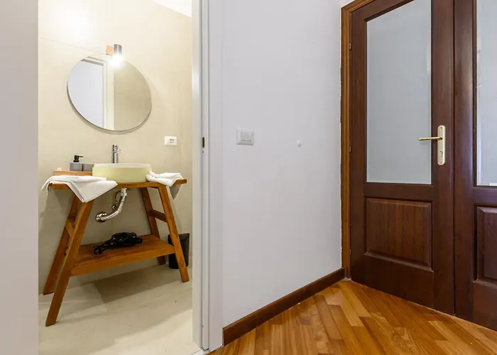 Dimora Vomero Bed & Breakfast