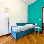 Dimora Vomero 4*
